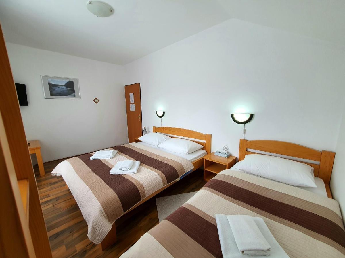 Guesthouse Kovacevic Korenica Εξωτερικό φωτογραφία