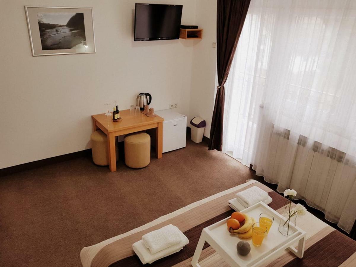 Guesthouse Kovacevic Korenica Εξωτερικό φωτογραφία